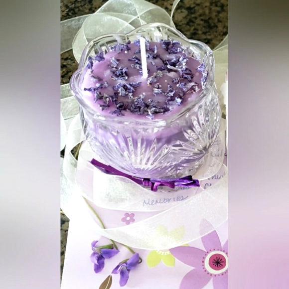 SOLD Candle 2 Soy-Wax Lucky in Love My Wish my Flower petals blended New Purples - Picture 3 of 8